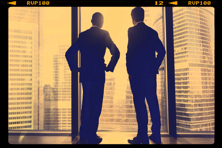 How can I establish an association for directors of multi-development management companies?