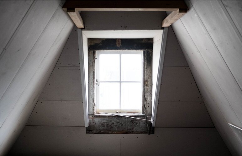 I have an issue with my attic when the temperature plummets. Should I change the felt on the roof, which would mean removing the tiles?